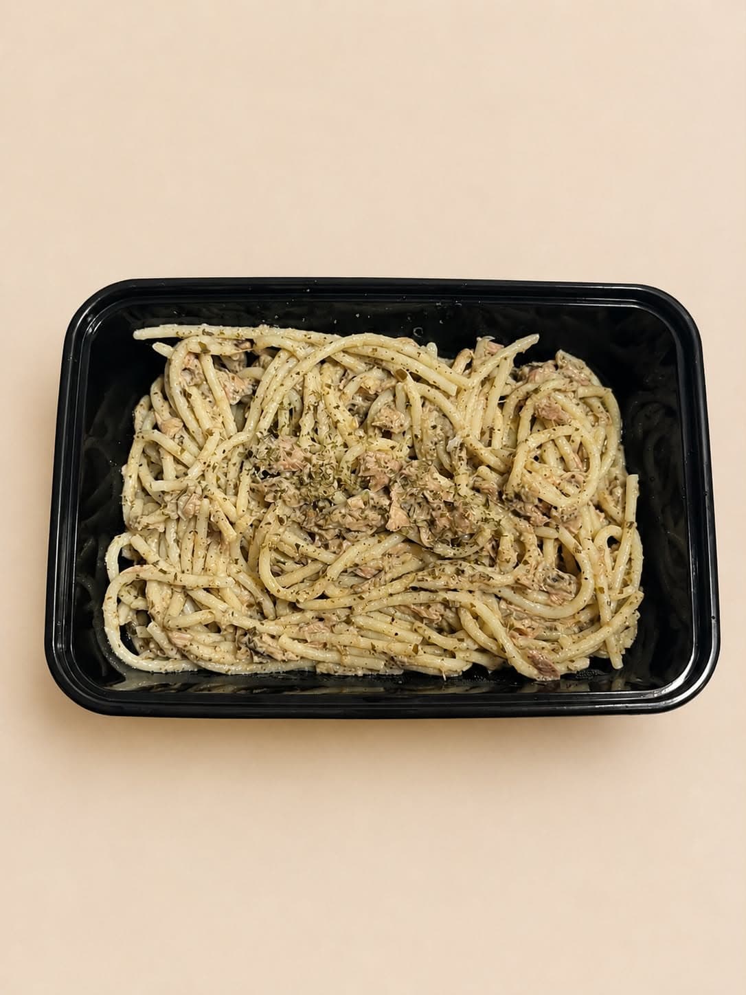 Creamy tuna pesto pasta